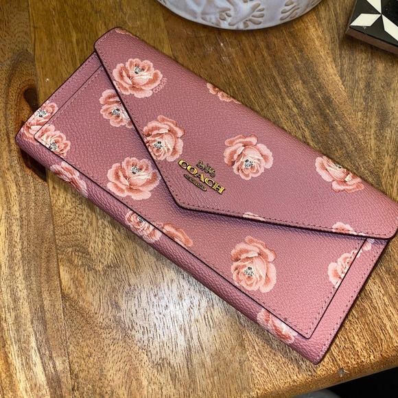 Coach Wallet - Picture 1 of 4